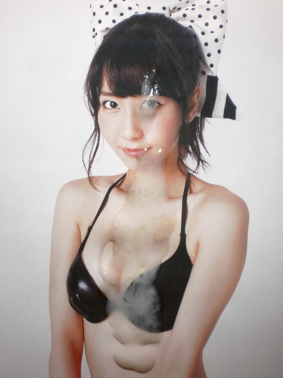 ぶっかけ顔射ポスター アイドルやグラドルのポスターにザーメンをぶっかけてるエロ画像がヤバイｗｗ - 柄ログちゃんねるニュース